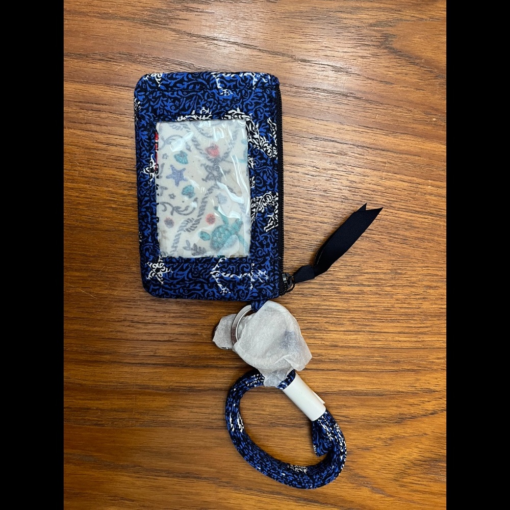 BNWT Vera Bradley Seahorse of Course-Iconic Zip ID Lanyard